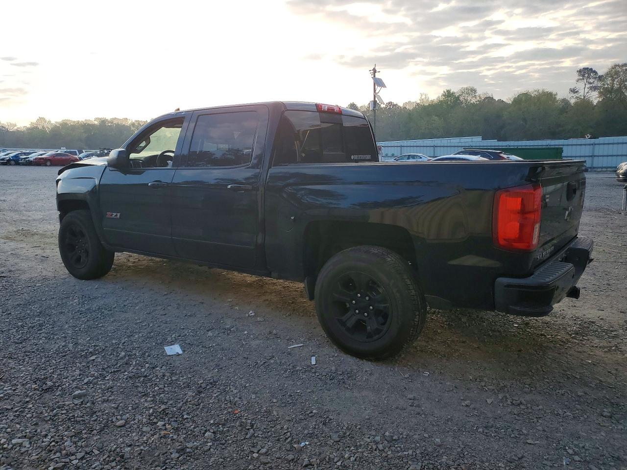 2016 CHEVROLET SILVERADO K1500 LTZ photo 4