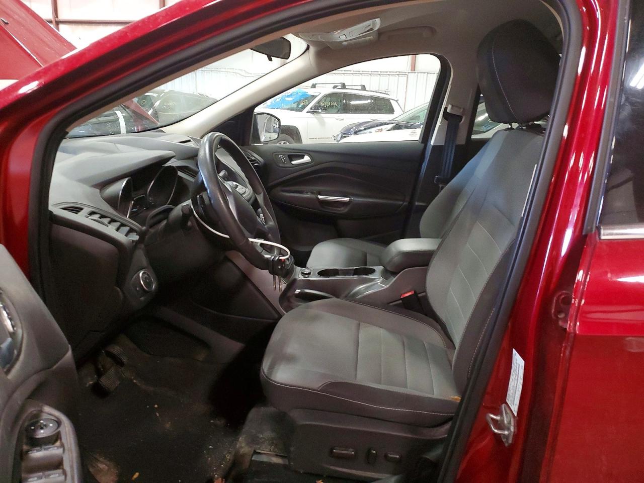 2016 FORD ESCAPE SE photo 13