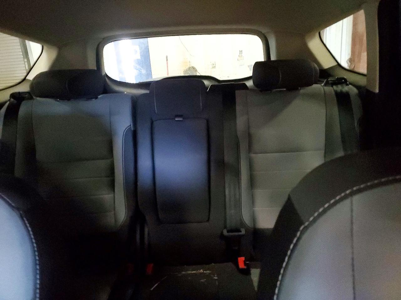 2016 FORD ESCAPE SE photo 19