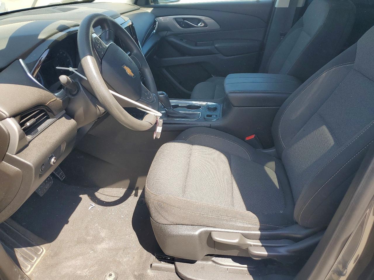 2020 CHEVROLET TRAVERSE LS photo 13