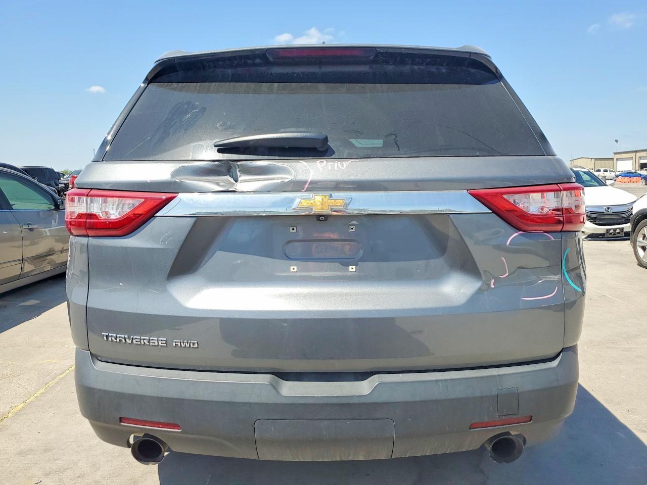 2020 CHEVROLET TRAVERSE LS photo 11
