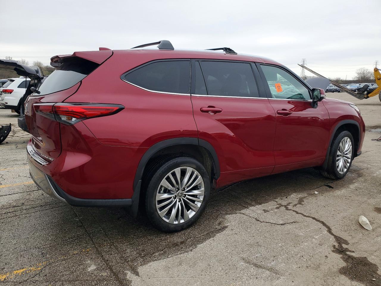 2023 TOYOTA HIGHLANDER PLATINUM photo 5