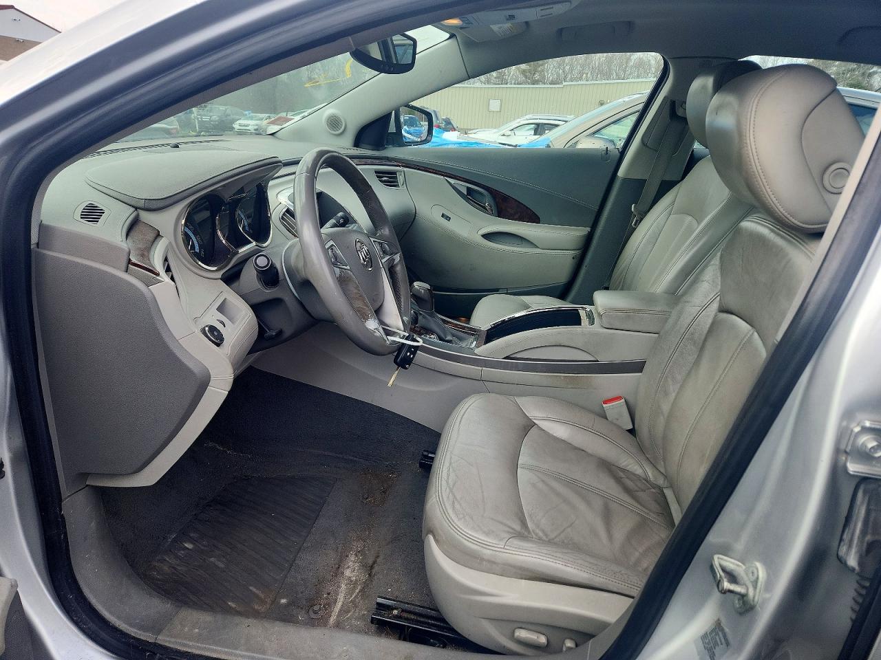 2010 BUICK LACROSSE CXL photo 13