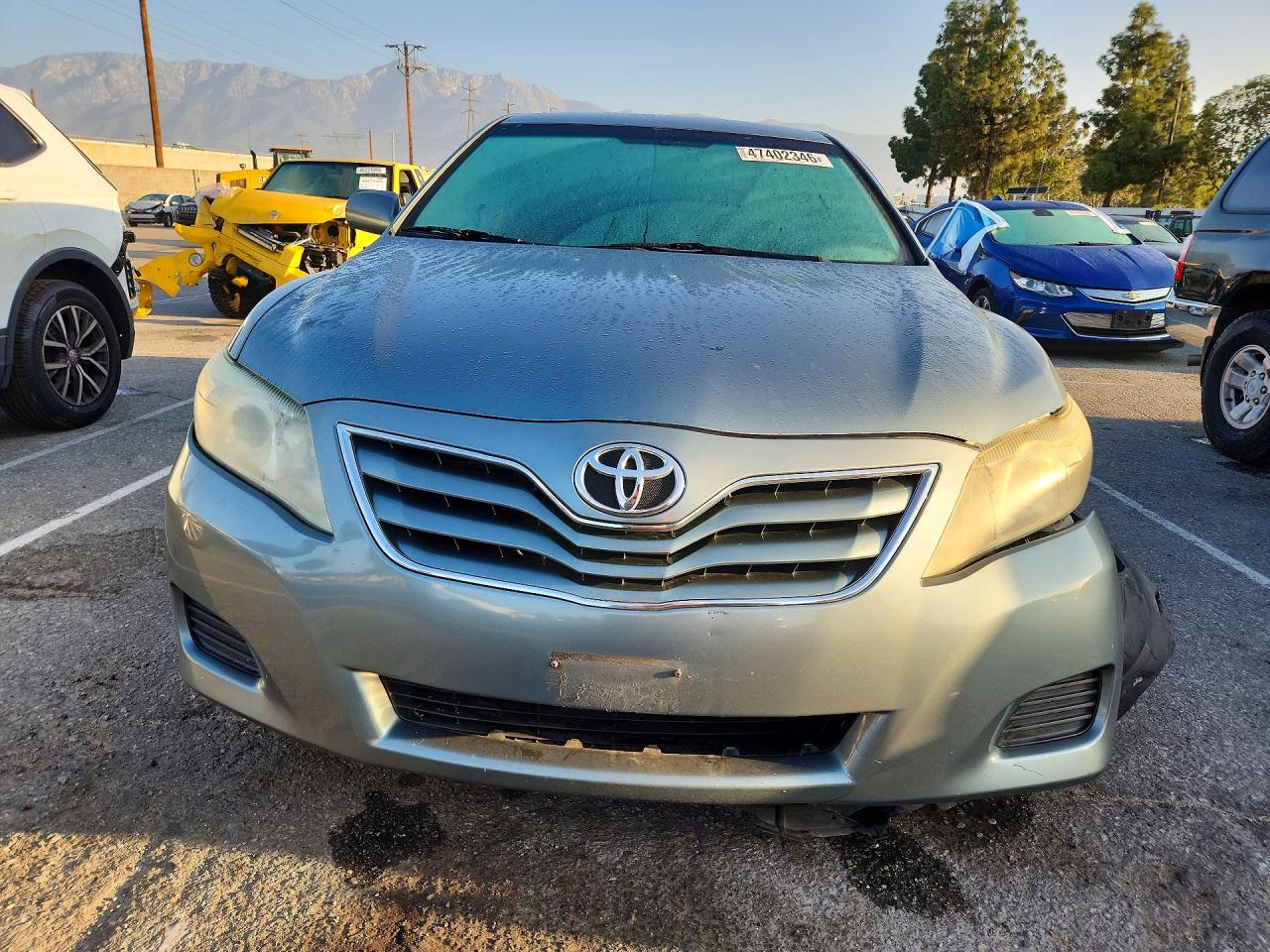 2011 TOYOTA CAMRY LE photo 5