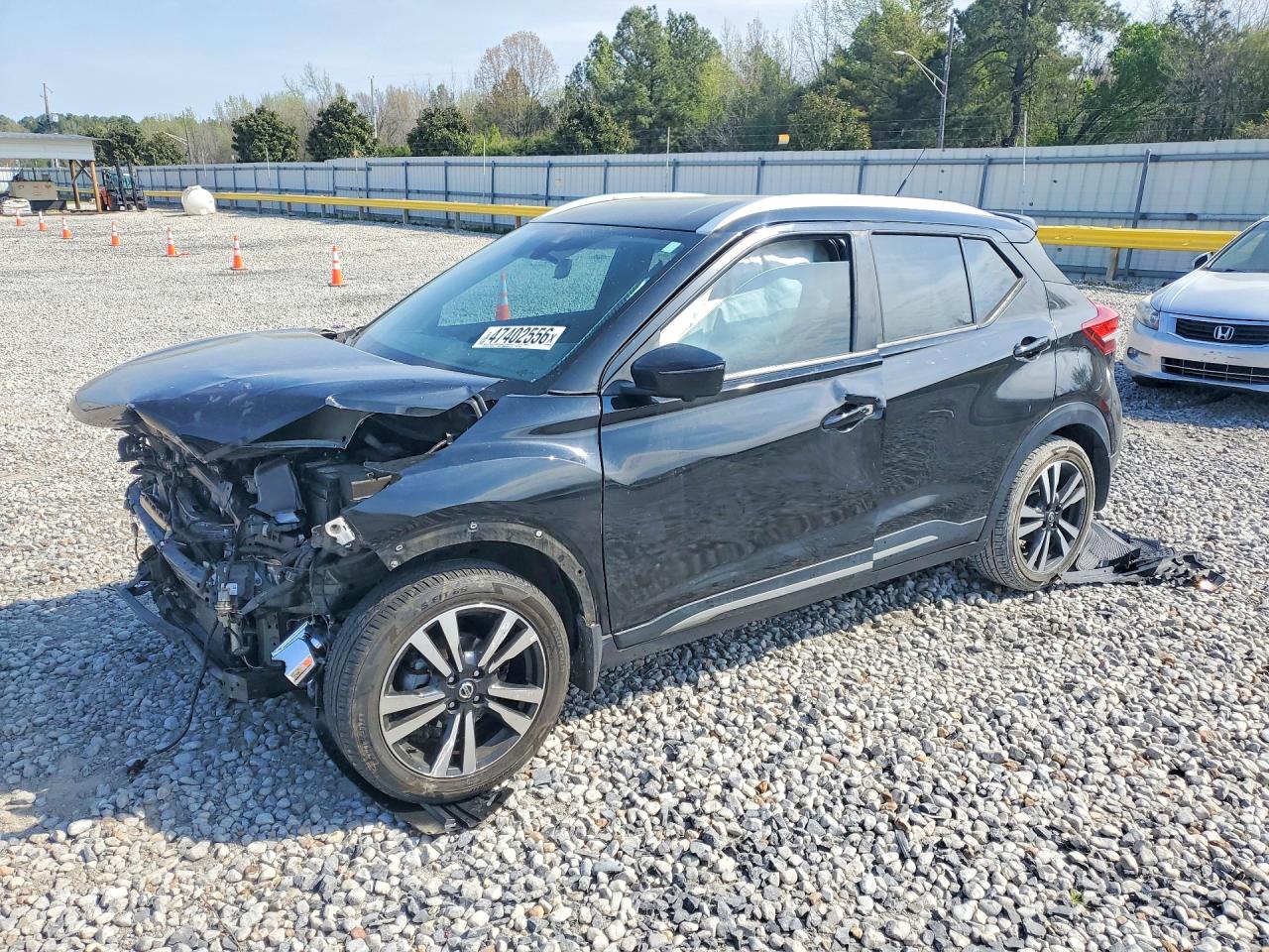 2020 NISSAN KICKS