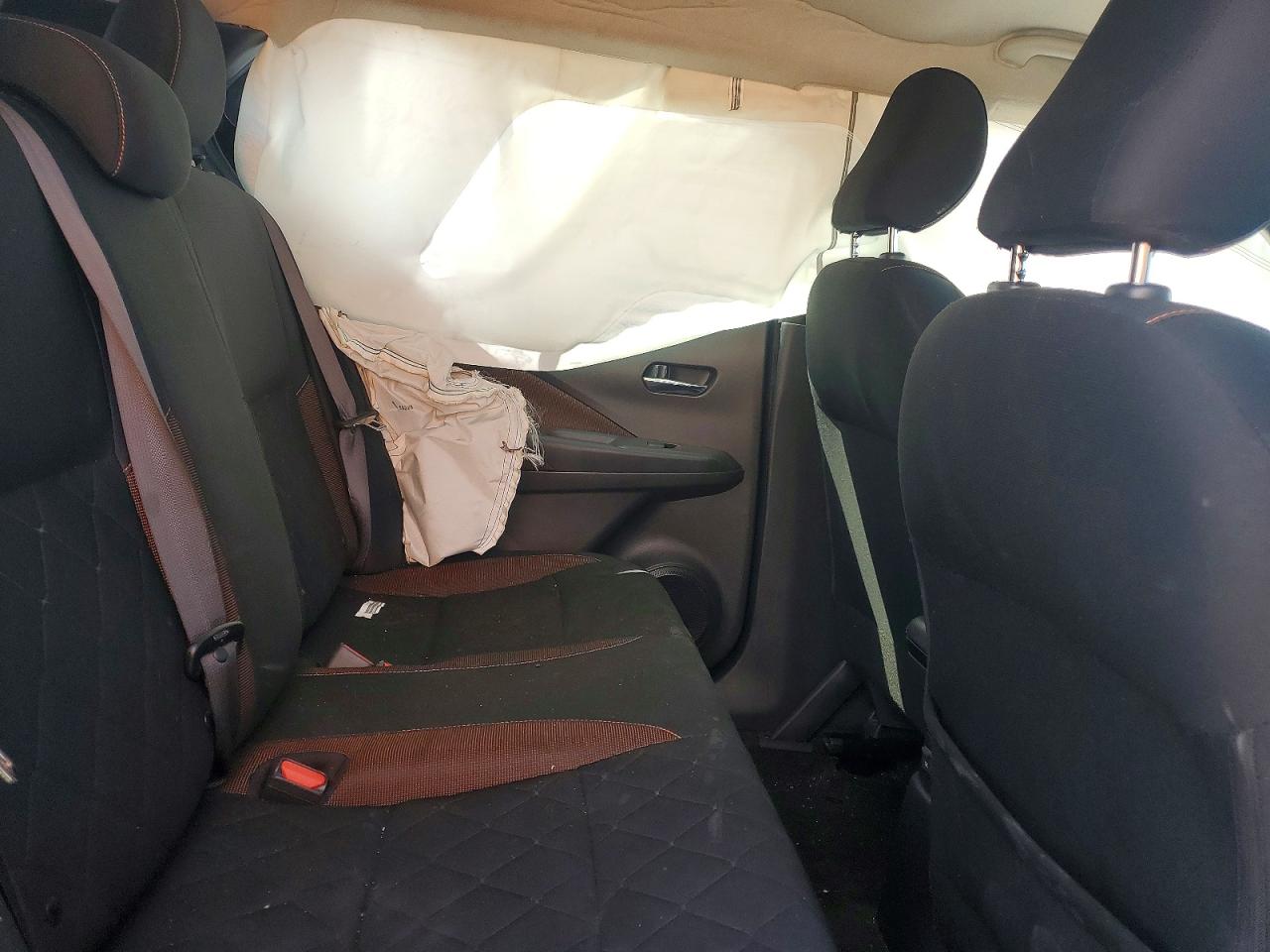 2020 NISSAN KICKS SR photo 21