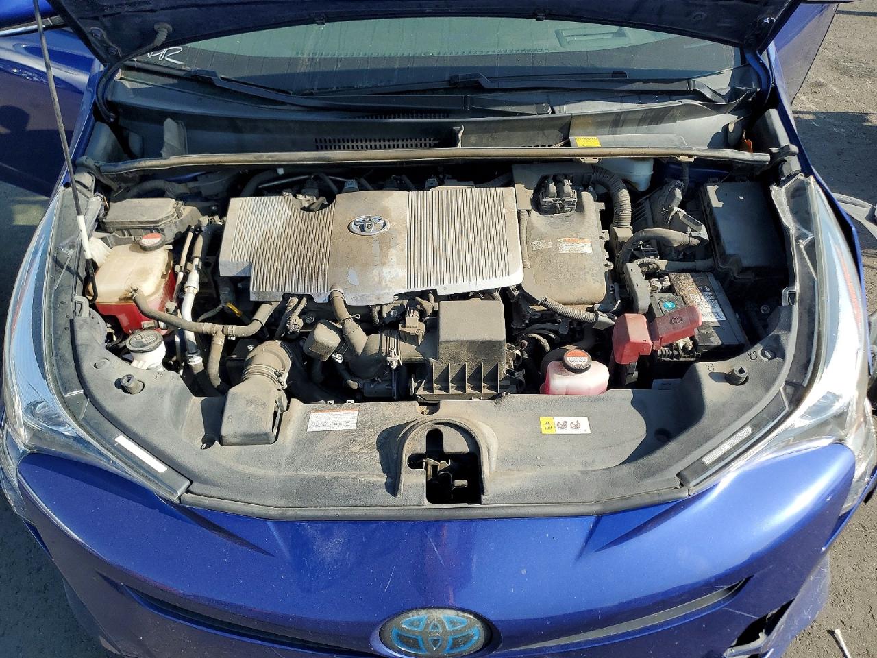 2016 TOYOTA PRIUS THREE photo 21