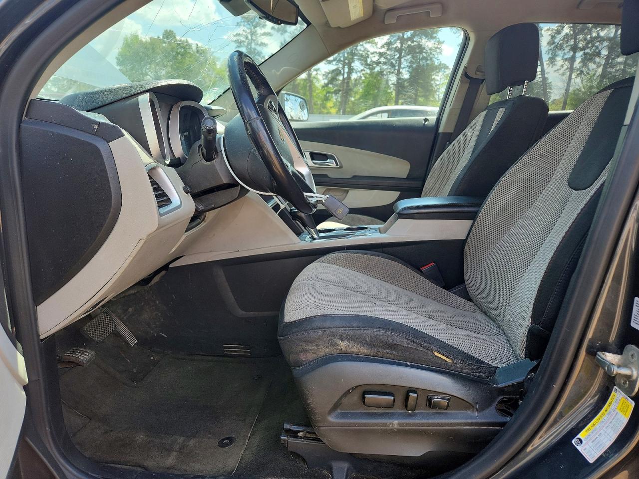 2017 CHEVROLET EQUINOX LT photo 19
