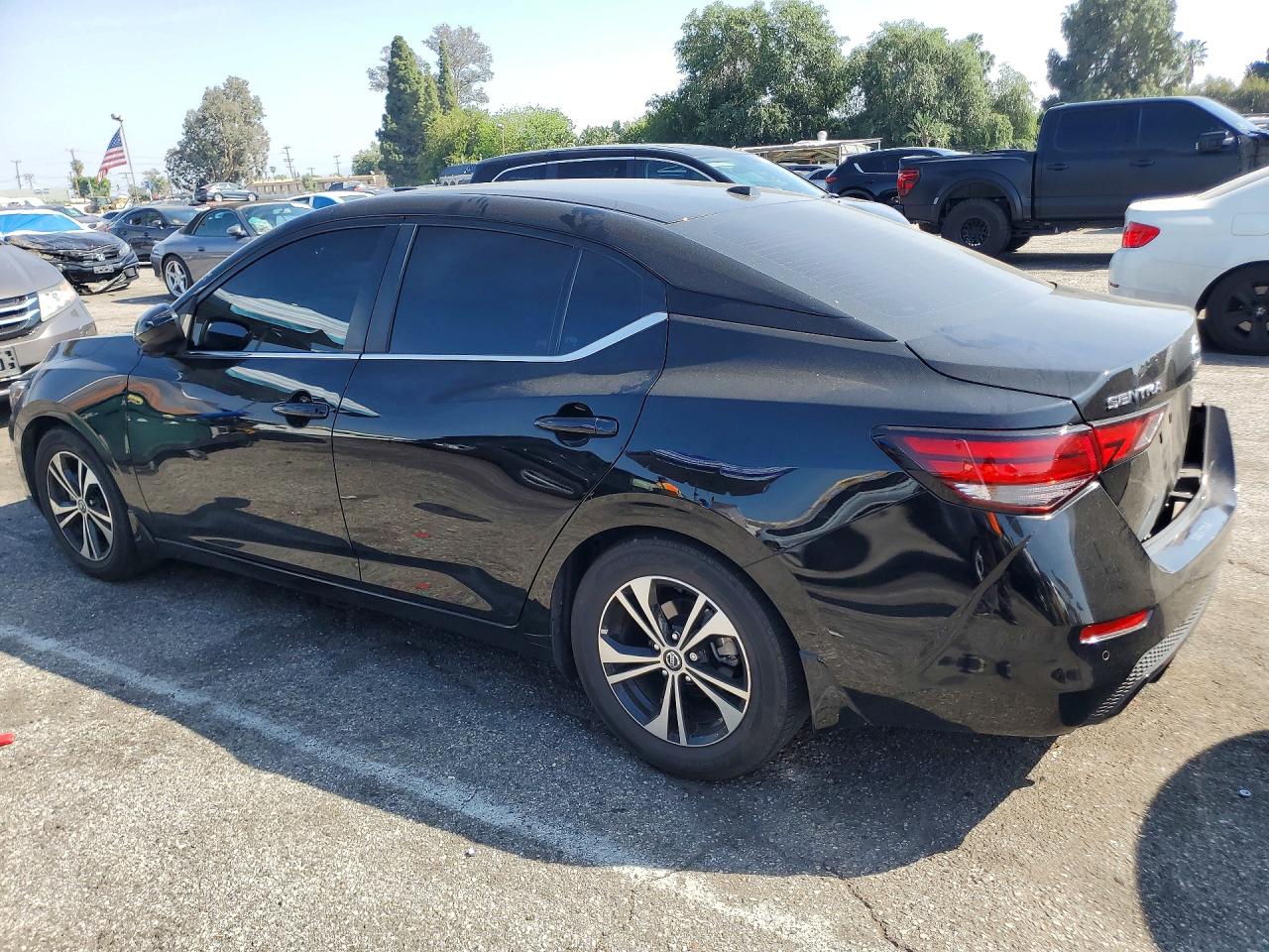 2022 NISSAN SENTRA SV photo 3