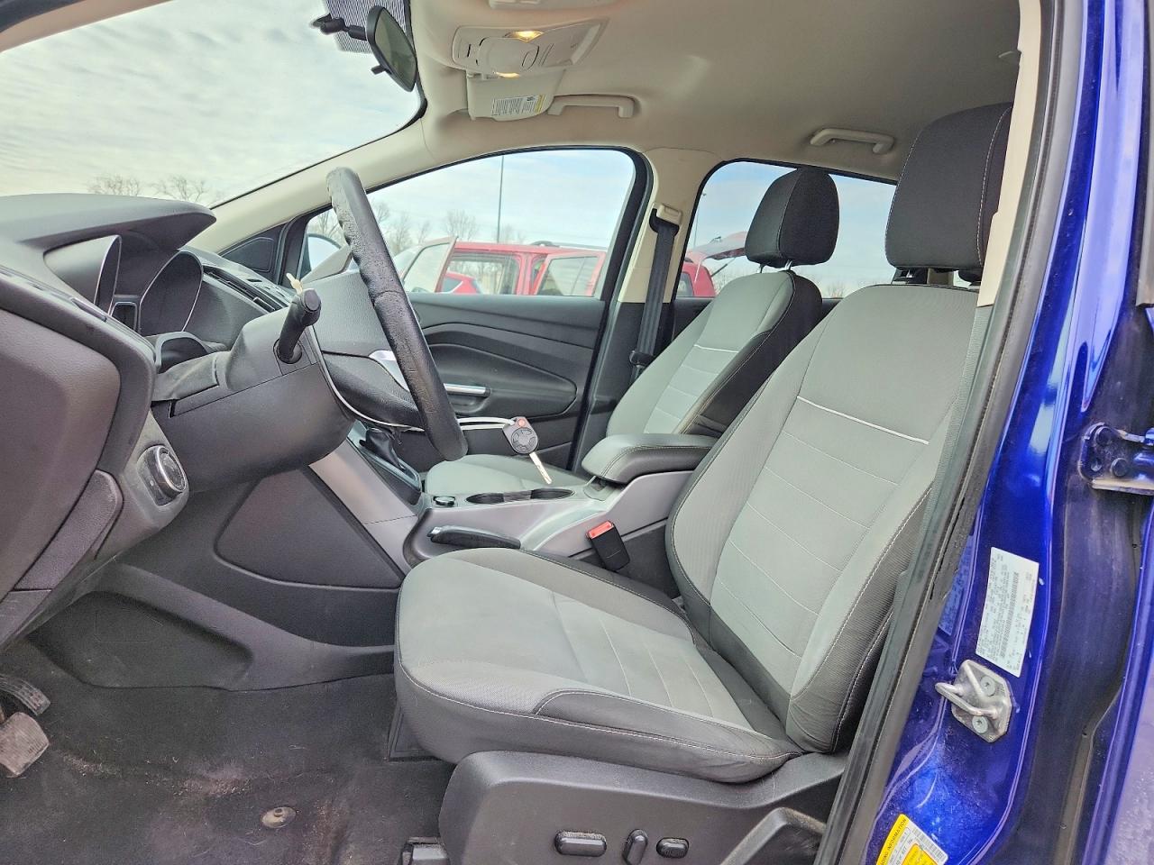 2015 FORD ESCAPE SE photo 13