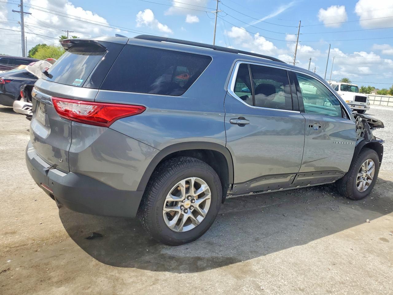 2020 CHEVROLET TRAVERSE LT photo 7