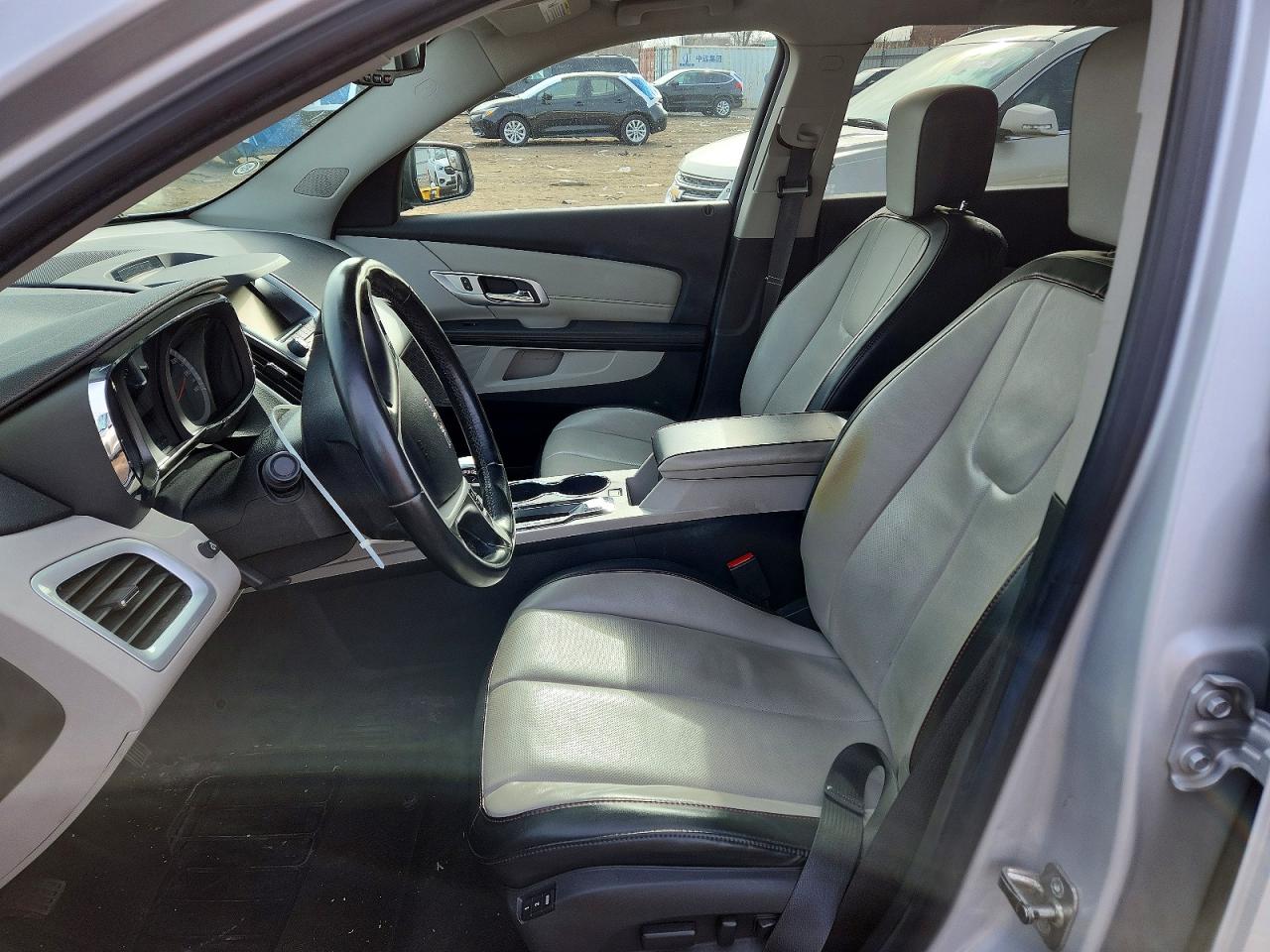 2012 GMC TERRAIN SLT photo 13