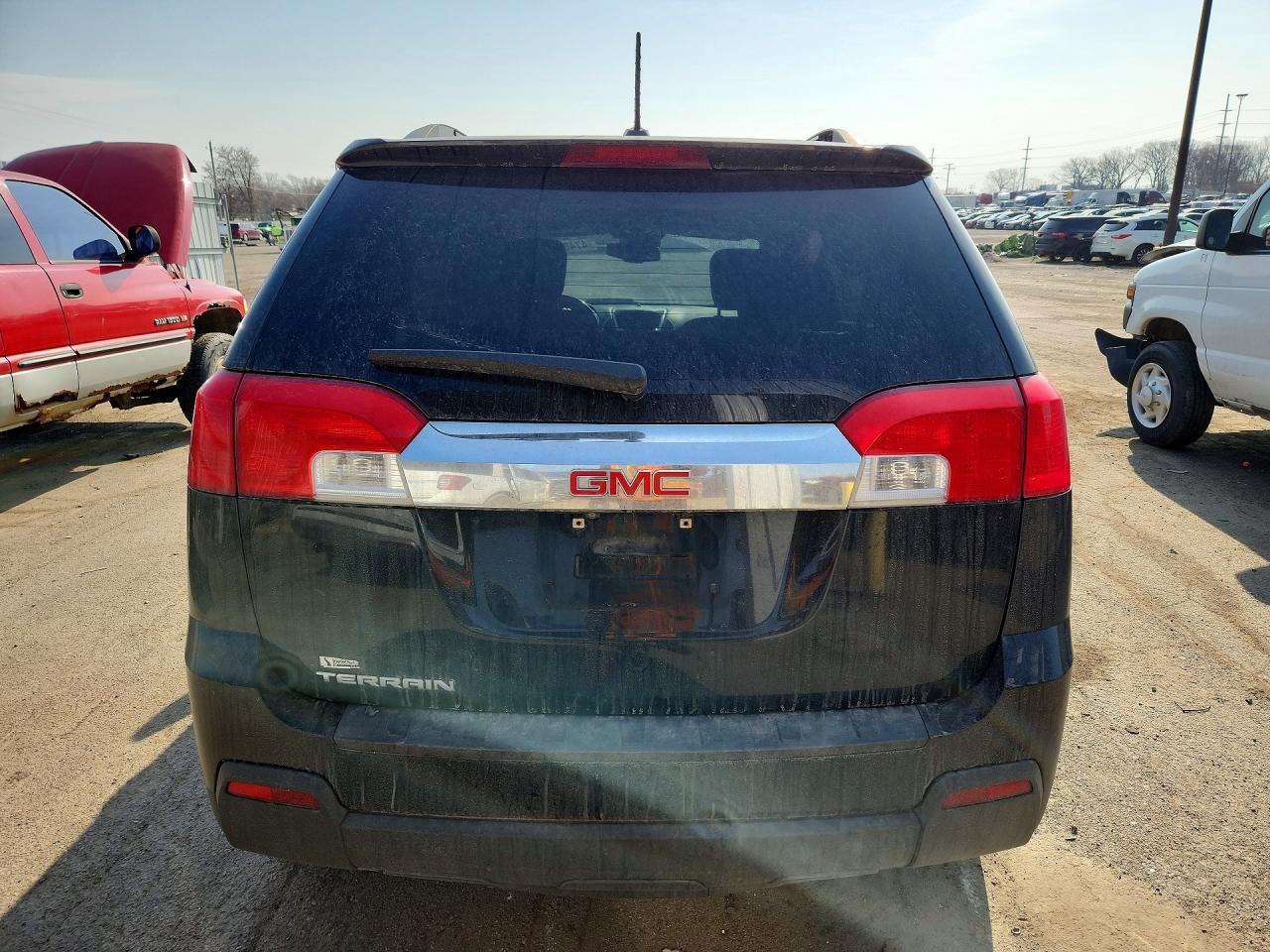 2015 GMC TERRAIN SLE photo 16