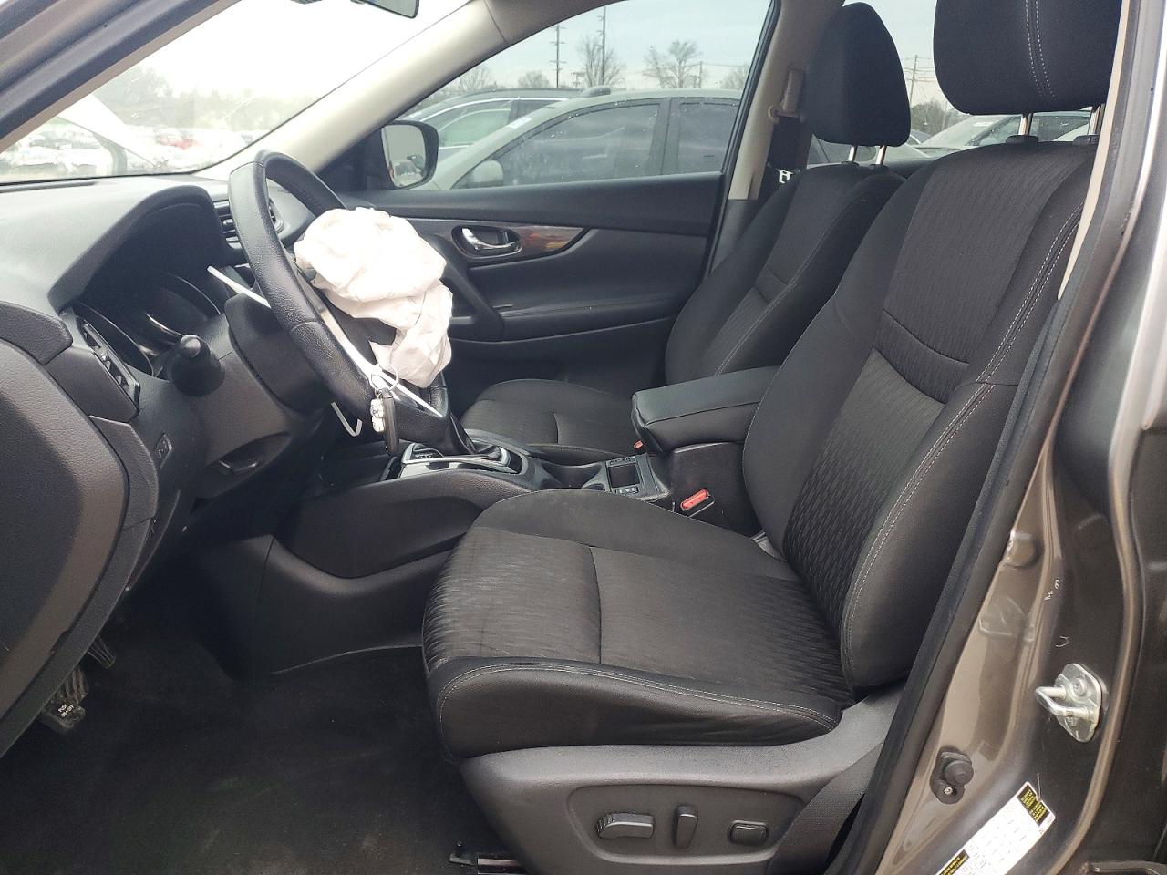 2020 NISSAN ROGUE SV photo 7