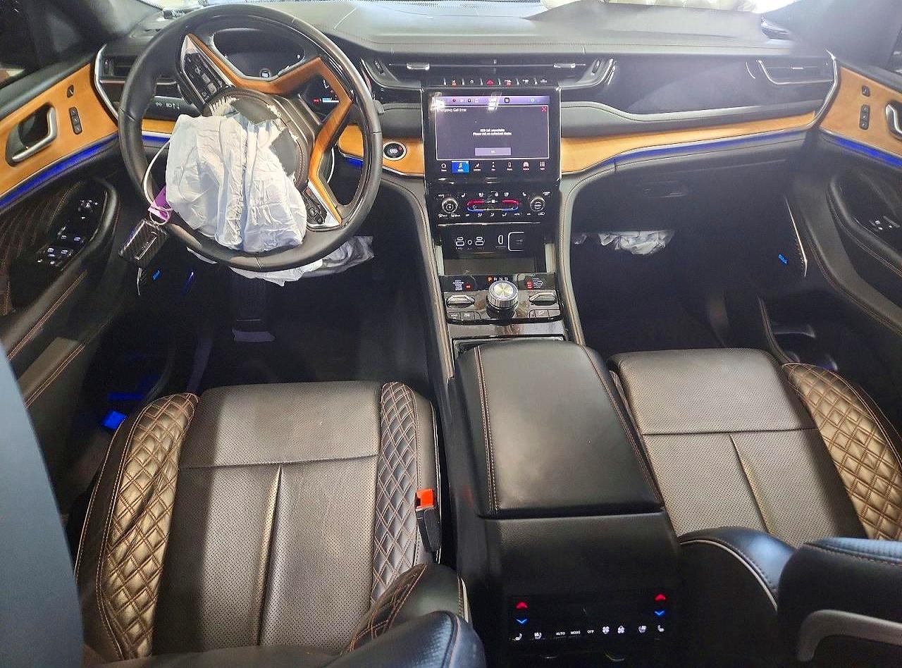 2023 JEEP GRAND CHEROKEE L SUMMIT photo 22