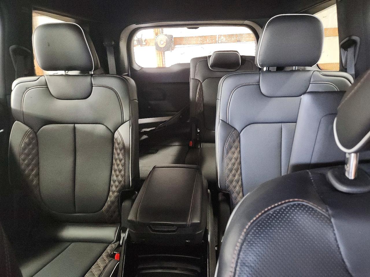 2023 JEEP GRAND CHEROKEE L SUMMIT photo 28