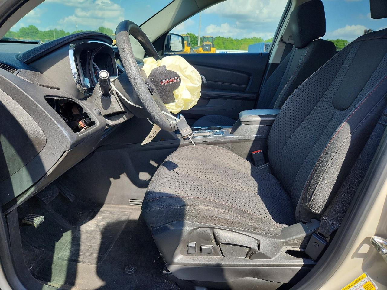 2012 GMC TERRAIN SLE photo 19