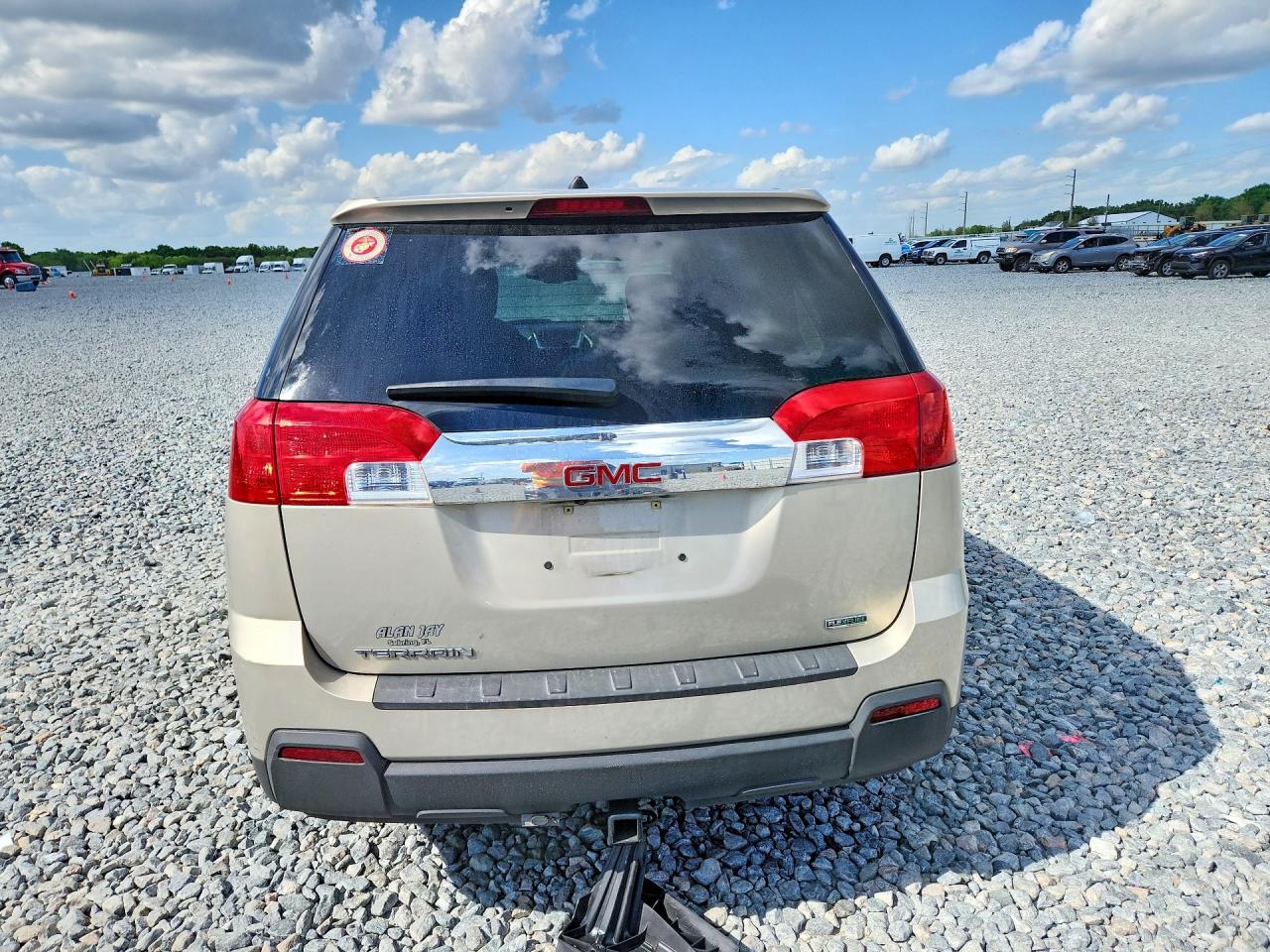 2012 GMC TERRAIN SLE photo 16