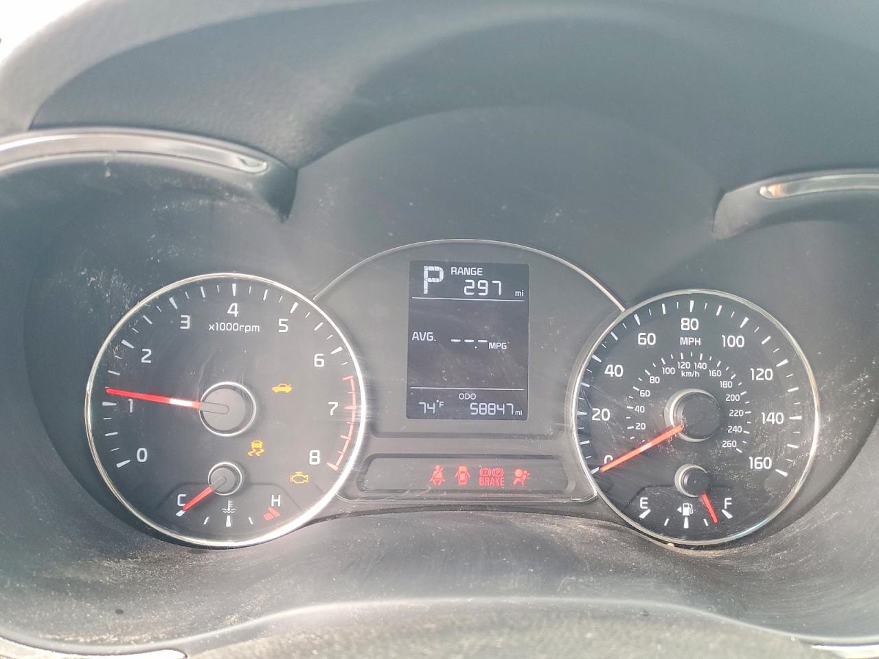 2018 KIA FORTE LX photo 9