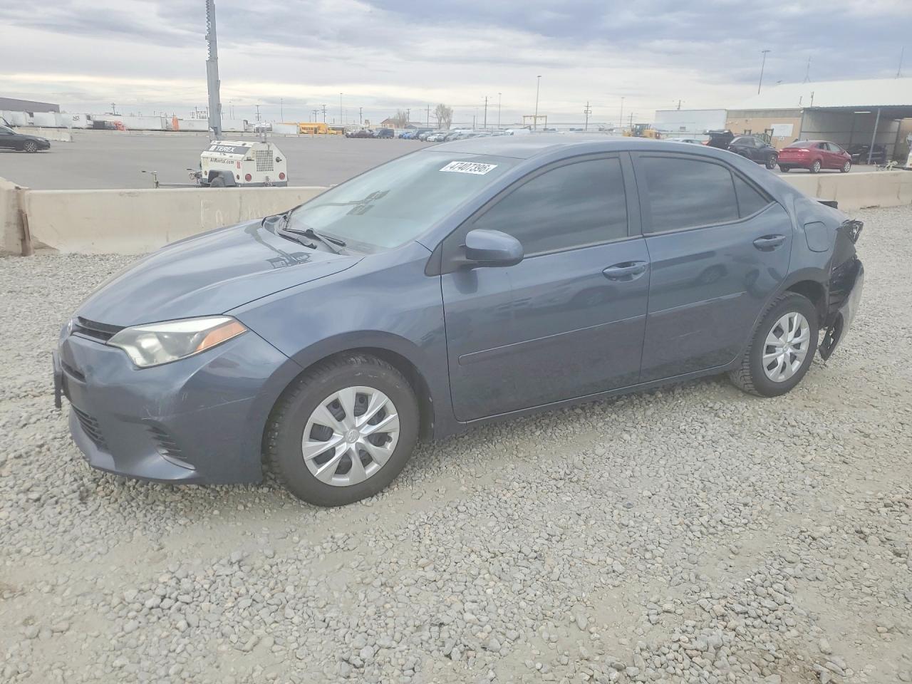 2015 TOYOTA COROLLA