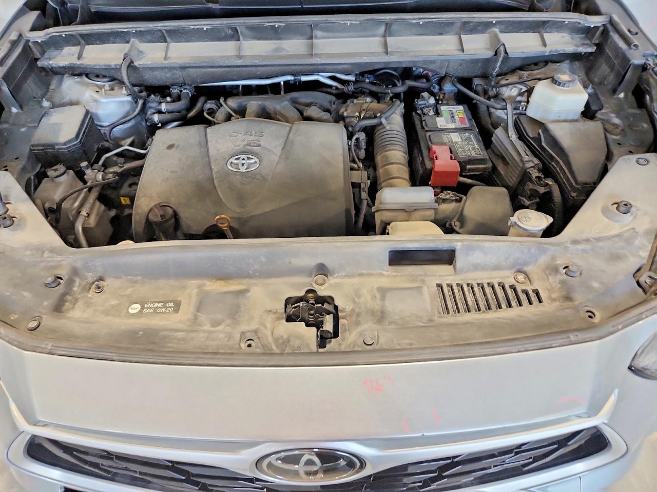 2021 TOYOTA HIGHLANDER L photo 21