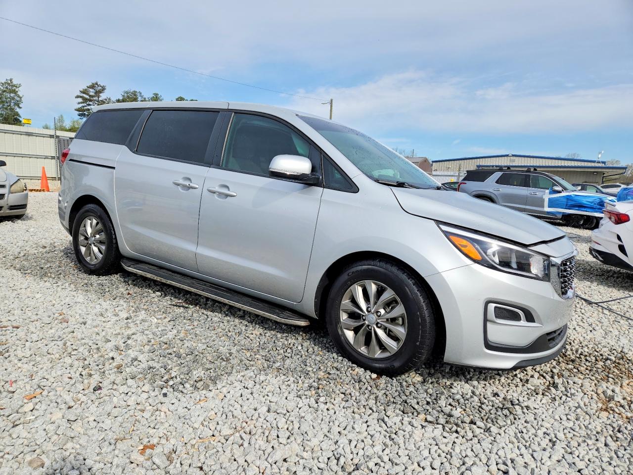 2021 KIA SEDONA LX photo 4