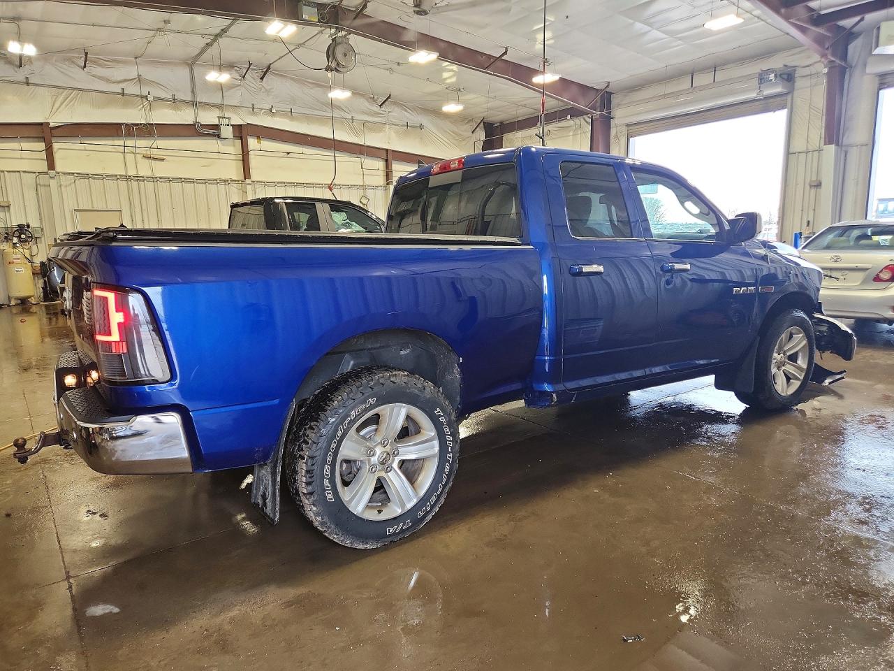 2014 RAM 1500 SLT photo 5