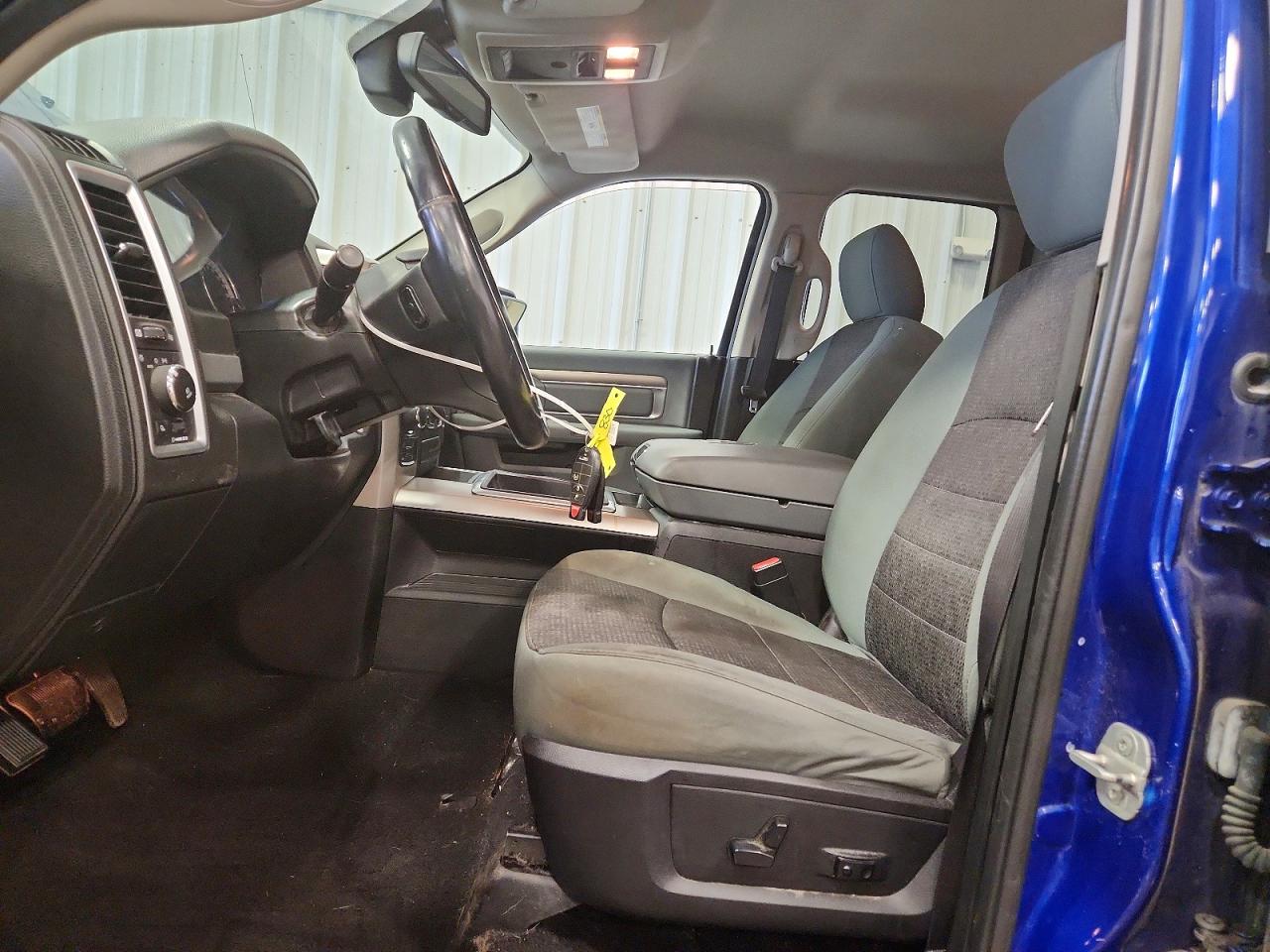 2014 RAM 1500 SLT photo 13