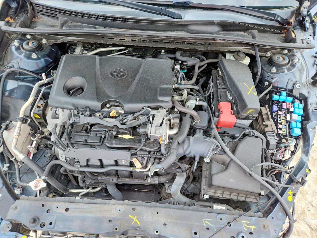 2019 TOYOTA CAMRY SE photo 11