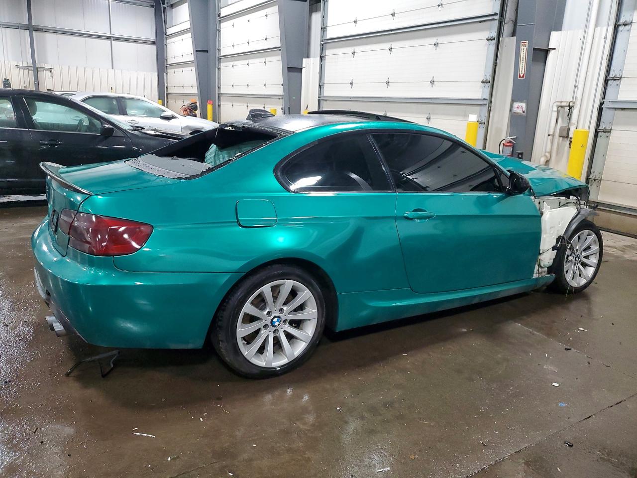 2011 BMW 335 XI photo 3