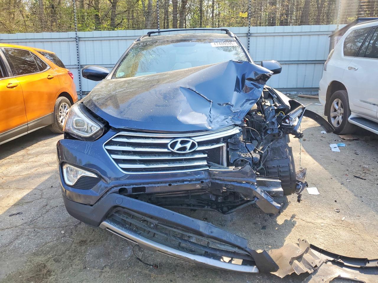 2016 HYUNDAI SANTA FE SE photo 9