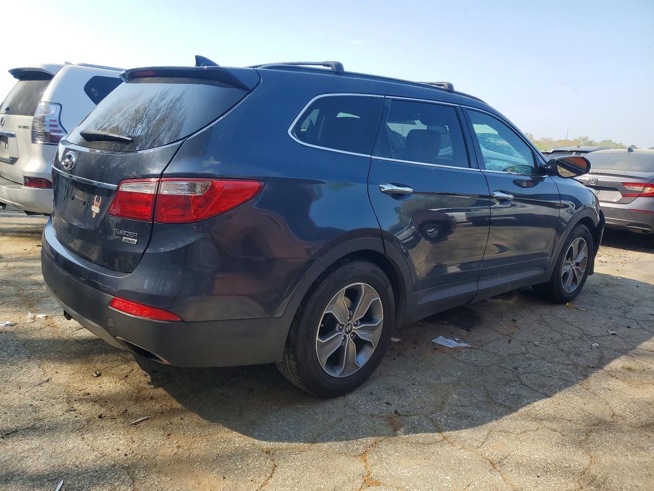 2016 HYUNDAI SANTA FE SE photo 5