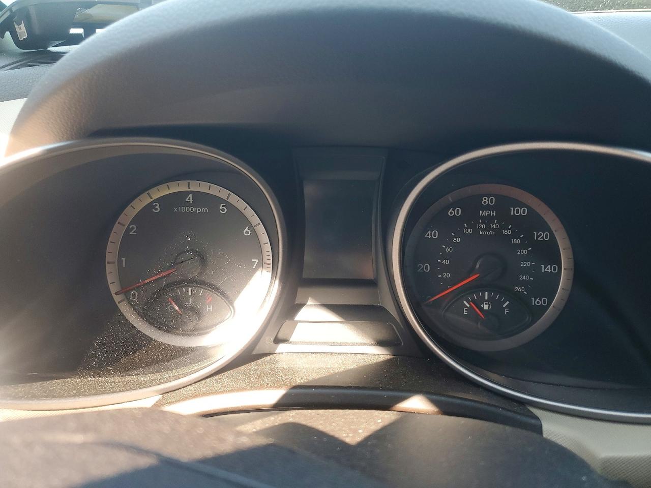 2016 HYUNDAI SANTA FE SE photo 17
