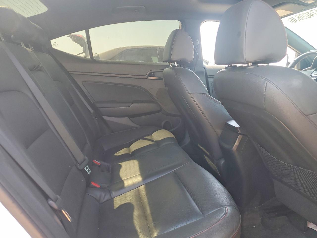 2019 HYUNDAI ELANTRA SPORT photo 19