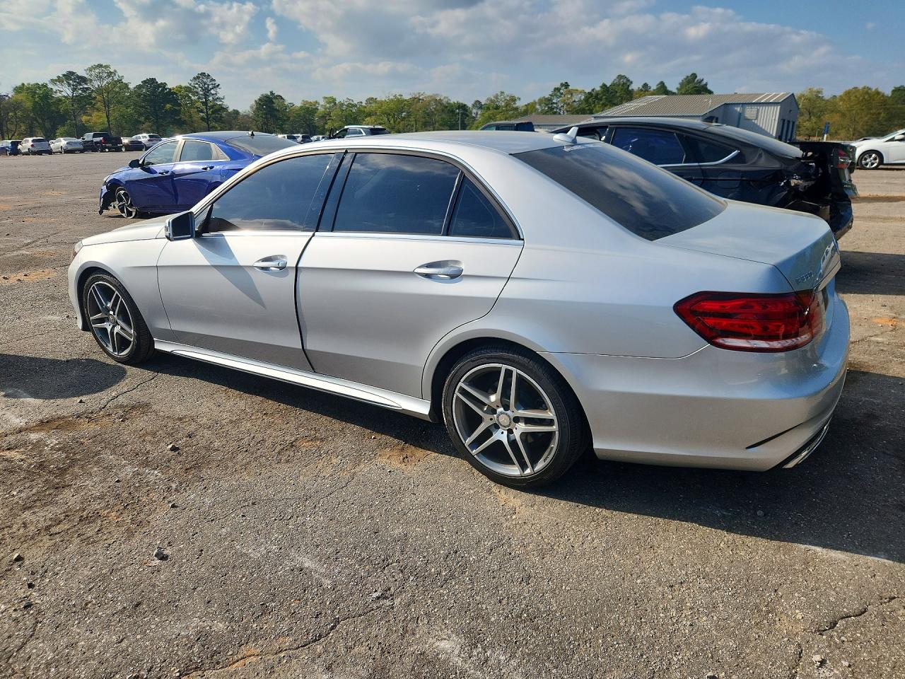 2016 MERCEDES-BENZ E 350 photo 2