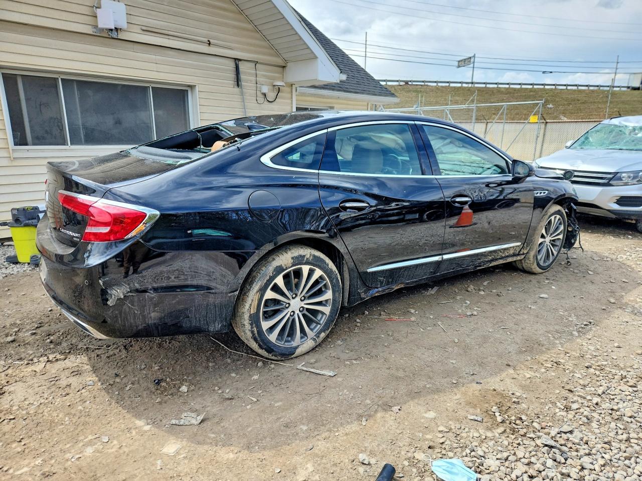 2019 BUICK LACROSSE ESSENCE photo 3