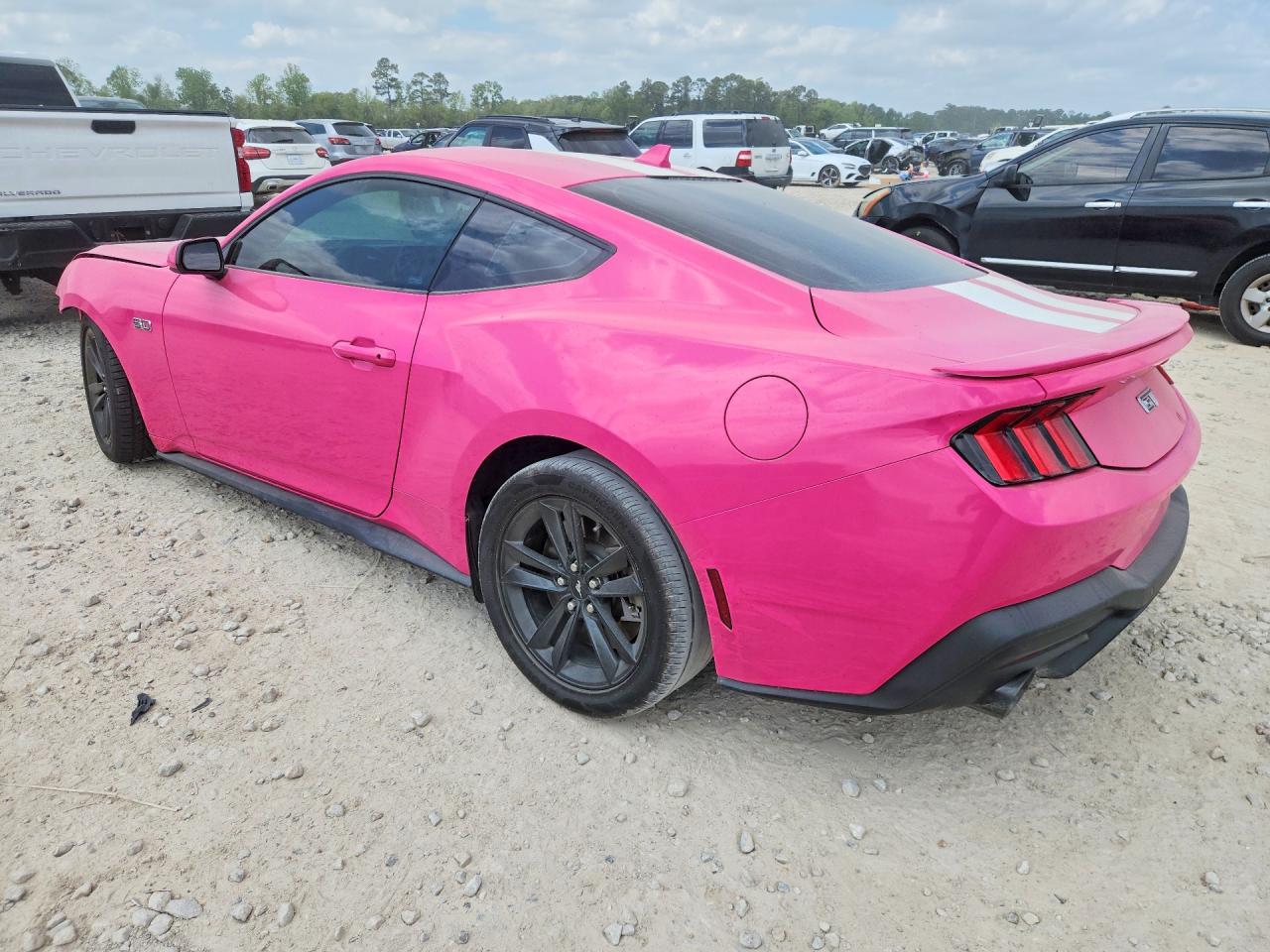 2024 FORD MUSTANG GT photo 2