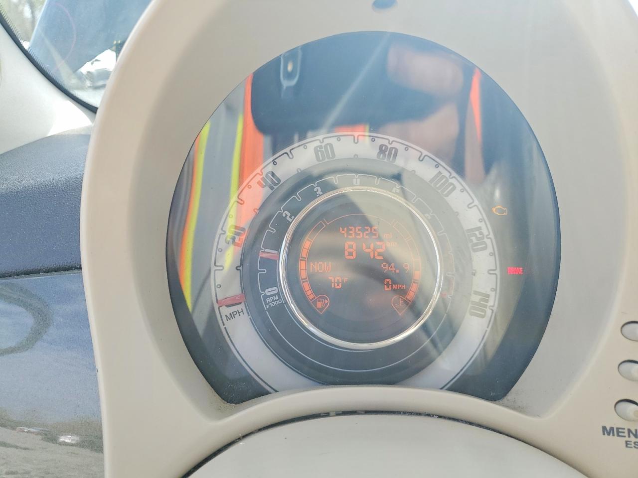 2012 FIAT 500 POP photo 25