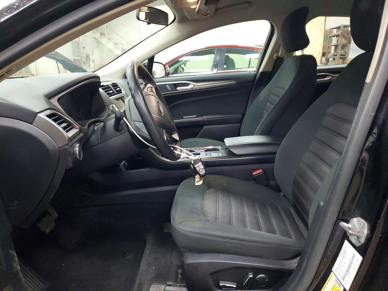 2018 FORD FUSION SE photo 19