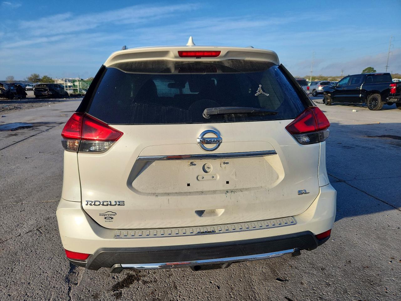 2017 NISSAN ROGUE SL photo 6