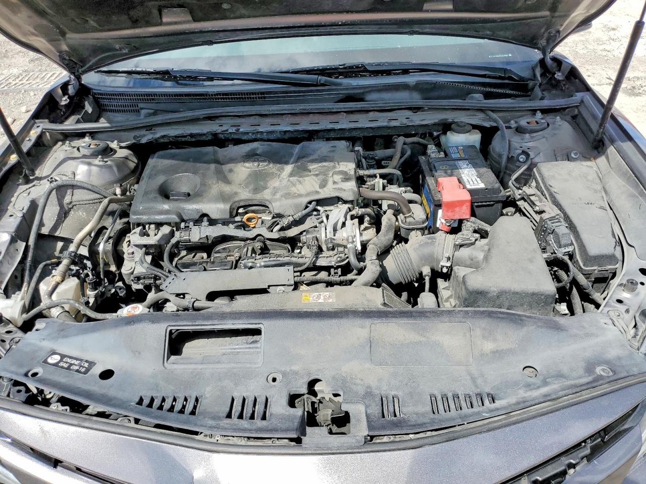 2019 TOYOTA CAMRY LE photo 31