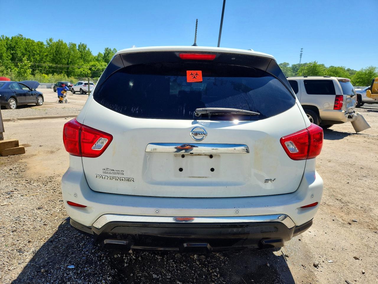 2017 NISSAN PATHFINDER SV photo 6