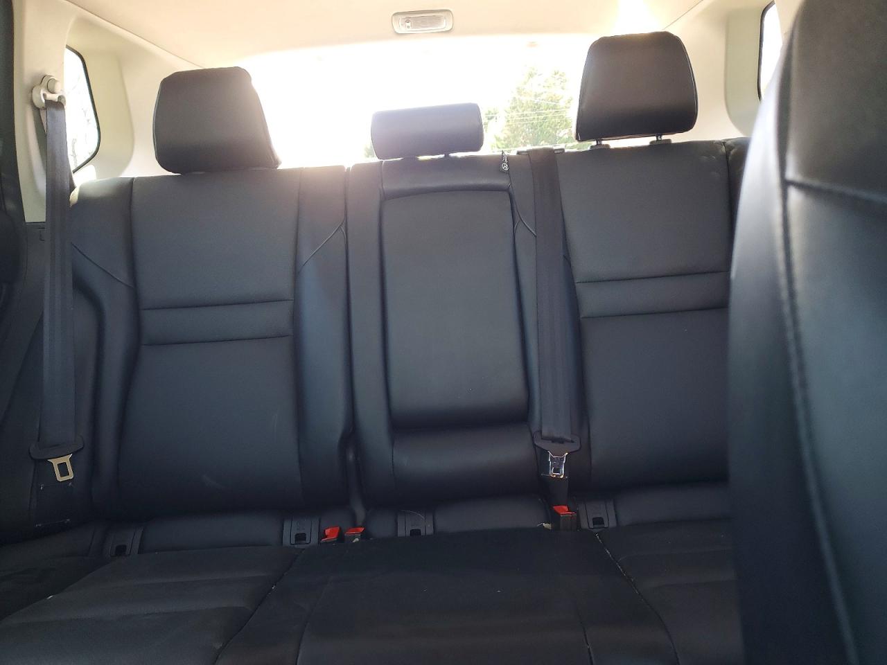 2021 NISSAN ROGUE SV photo 19