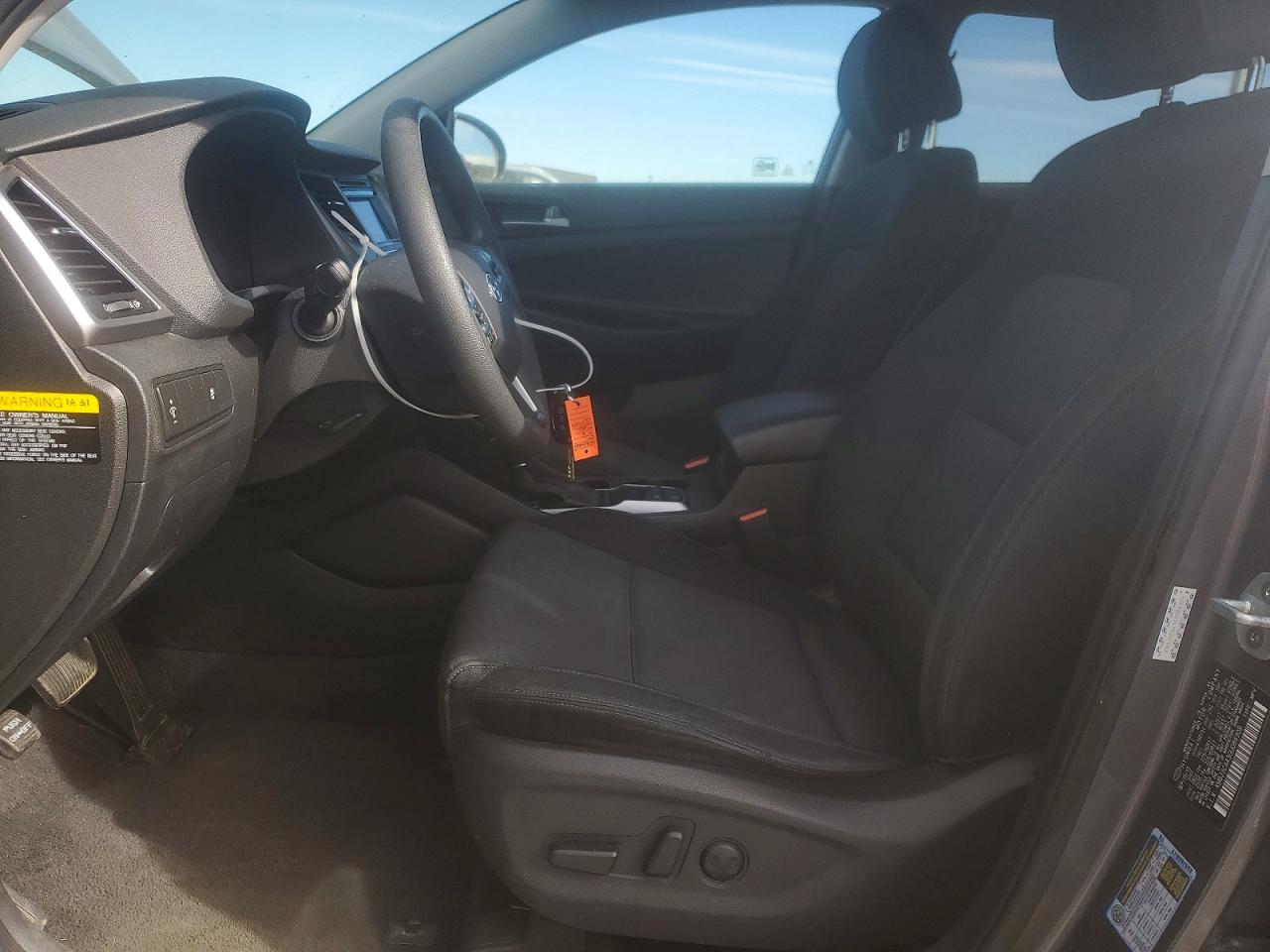 2016 HYUNDAI TUCSON SE photo 7