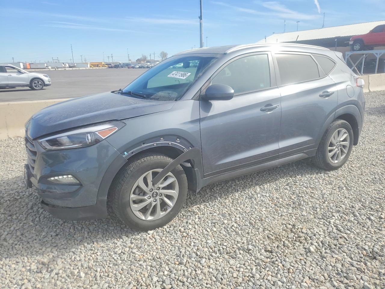 2016 HYUNDAI TUCSON