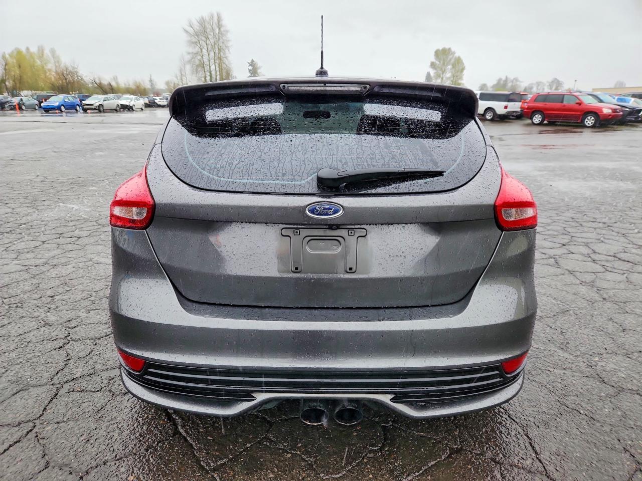 2018 FORD FOCUS ST photo 16