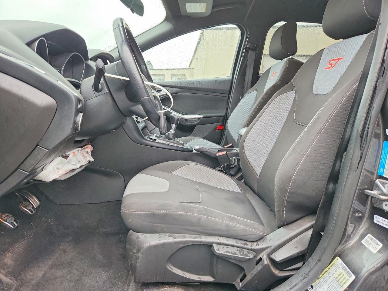 2018 FORD FOCUS ST photo 19