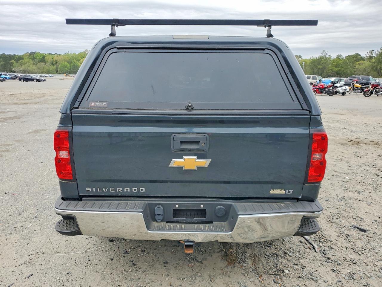 2017 CHEVROLET SILVERADO K1500 LT photo 11