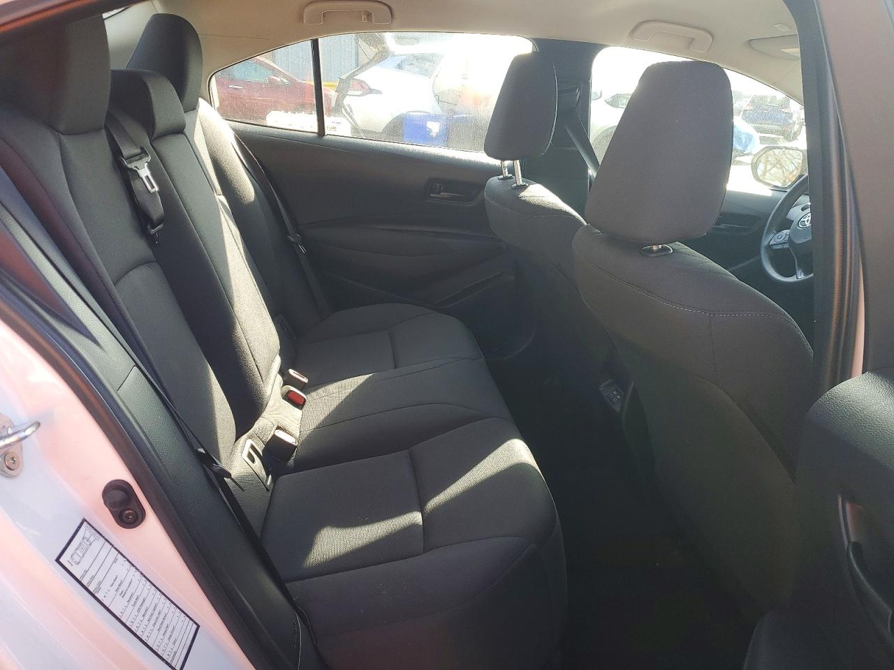 2024 TOYOTA COROLLA LE photo 28