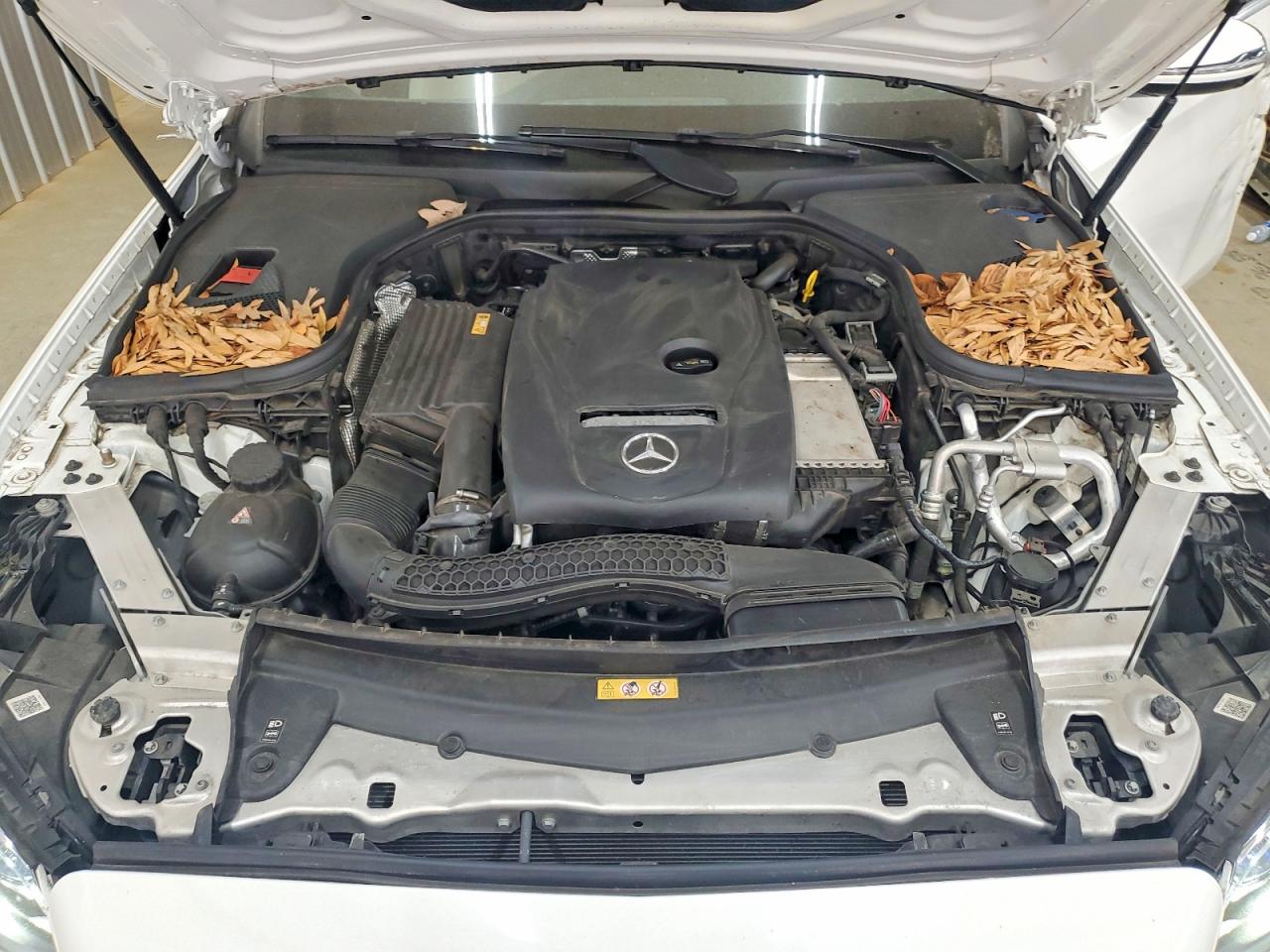 2017 MERCEDES-BENZ E 300 photo 31